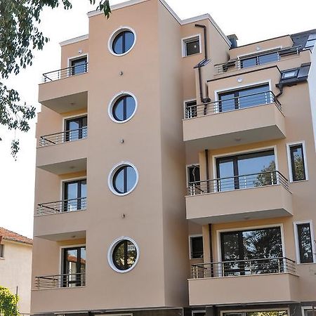 Ddenko Apartment Burgas Ruang foto