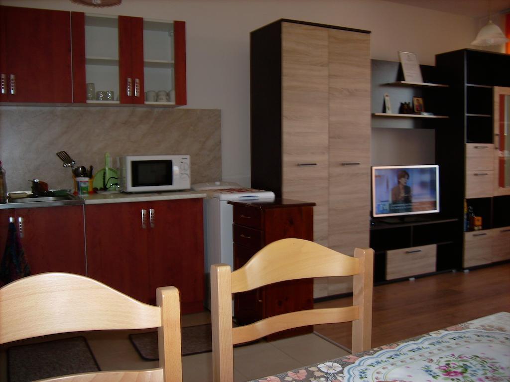 Ddenko Apartment Burgas Ruang foto