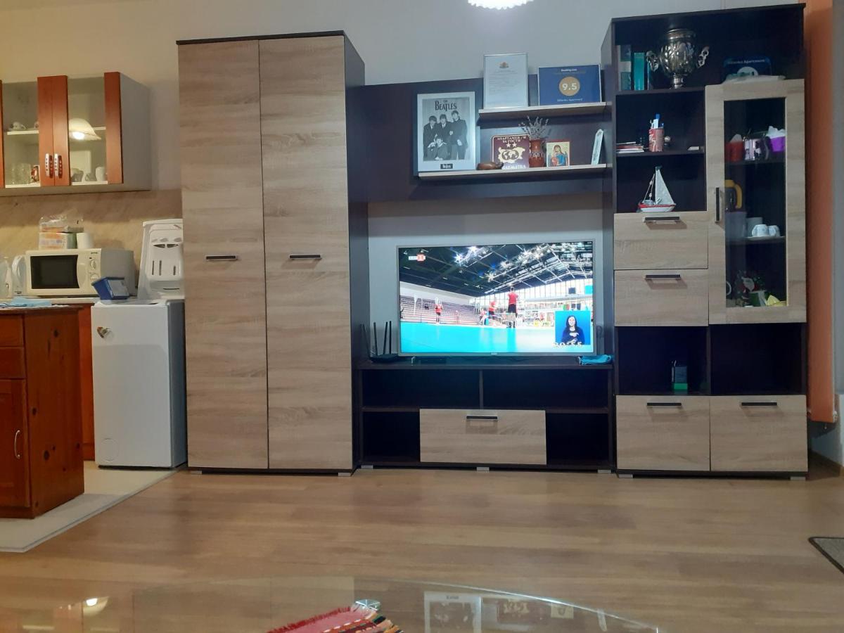 Ddenko Apartment Burgas Bagian luar foto